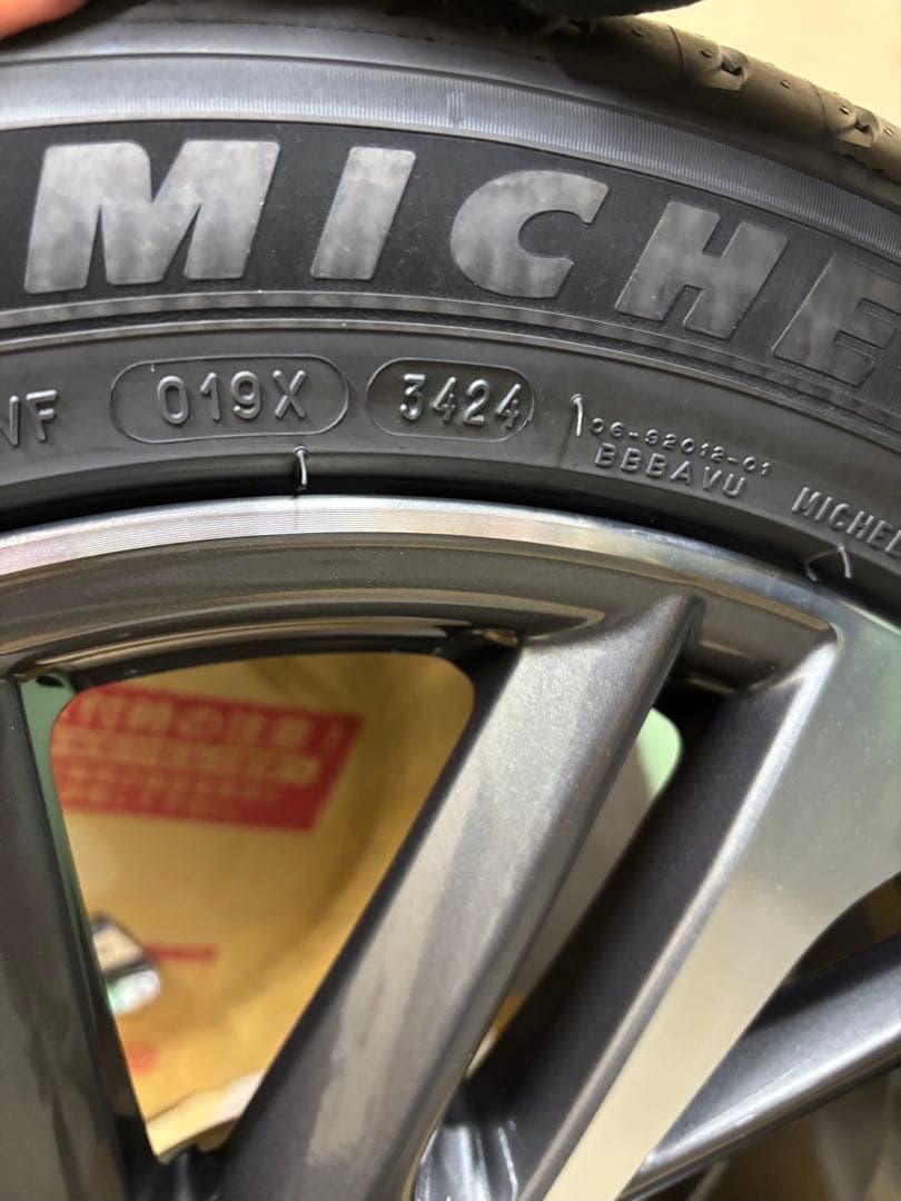 ナルト カローラクロス　純正　未使用　ホイールタイヤセット