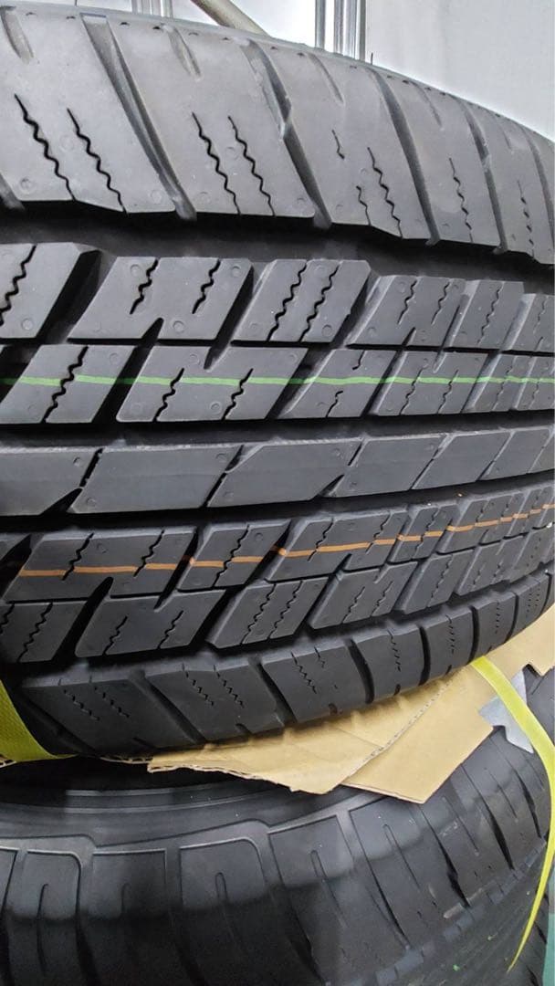 【新品未使用】トヨタ ランクル250 タイヤ ホイール 4本 ランドクルーザー