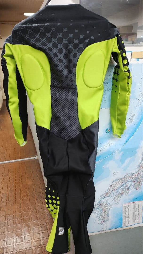 Mizuno ワンピース　サイズL　 FISマーク付