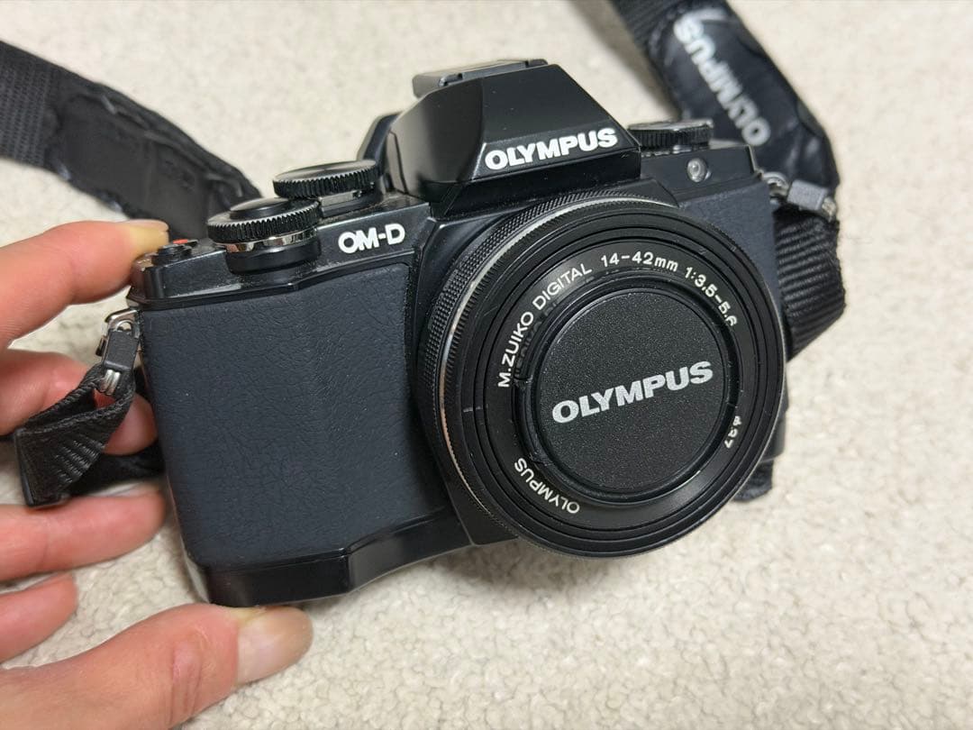 OLYMPUS OM-D E-M10 レンズ2本セット 動作良好