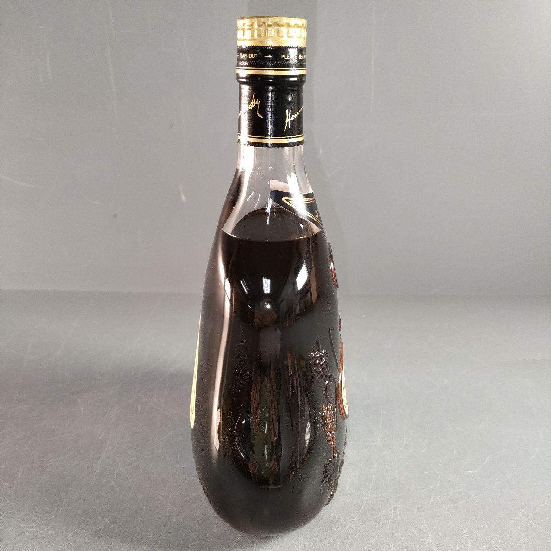 NANA/A1335-7/Hennesy/