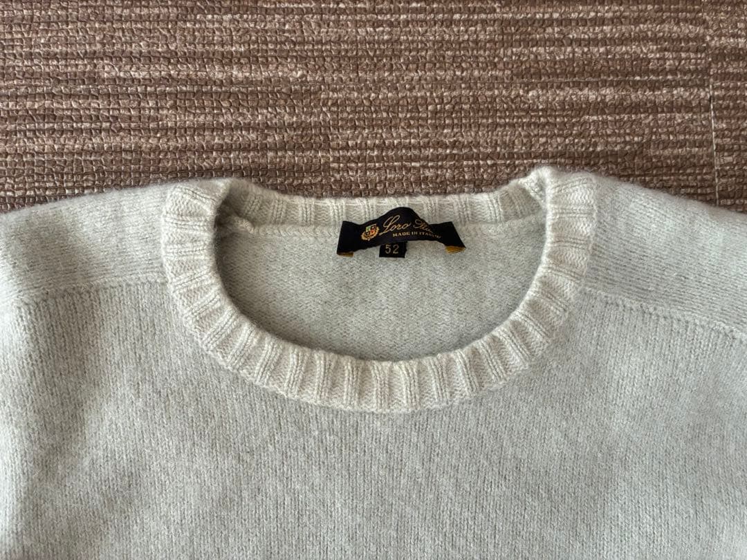 LoroPiana （ロロピアーナ）　カシミアニット