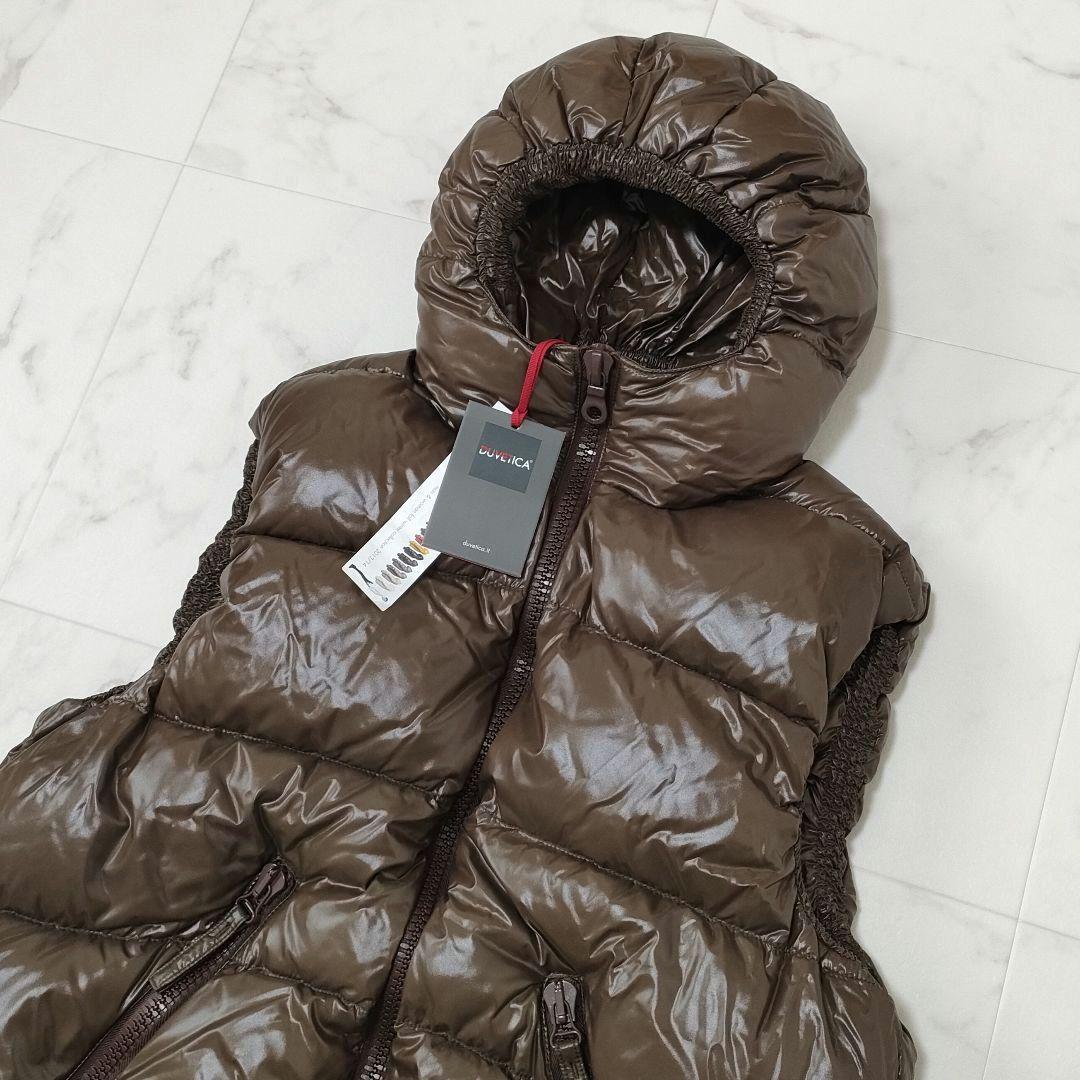 【新品タグ付き】デュベティカ　ダウンベスト　MAGNETE　光沢　ブラウン　46