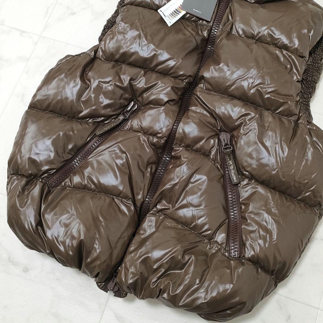 【新品タグ付き】デュベティカ　ダウンベスト　MAGNETE　光沢　ブラウン　46