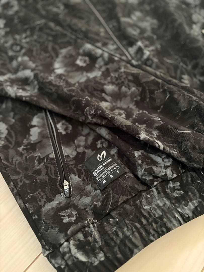 マスターバニー 花柄ジャケットとパンツ セットアップ サイズ1レディース 美品