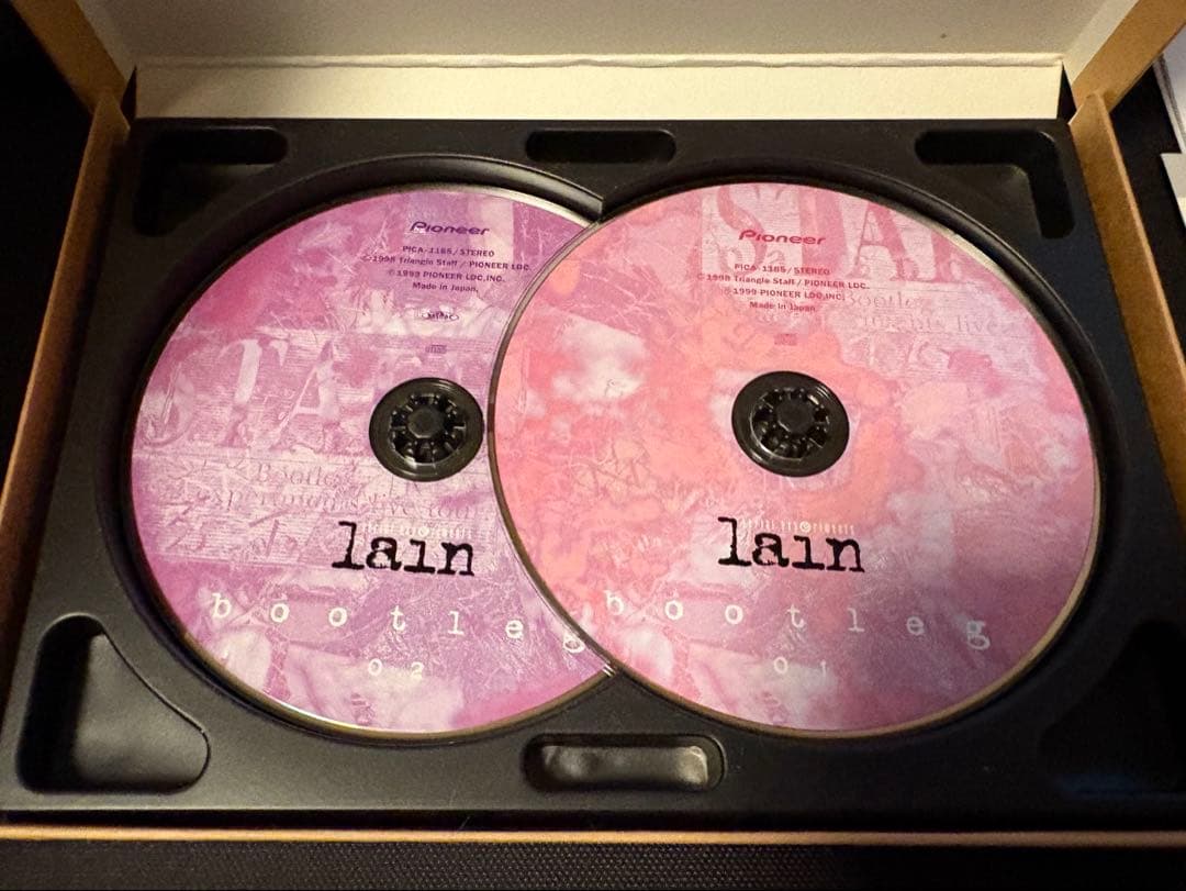 アニメ serial experiments lain BOOTLEG