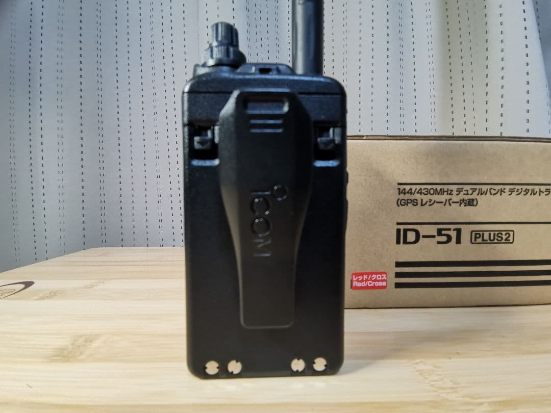 【送料込み】希少 ICOM ID-51 PLUS2（Red） オプション多数