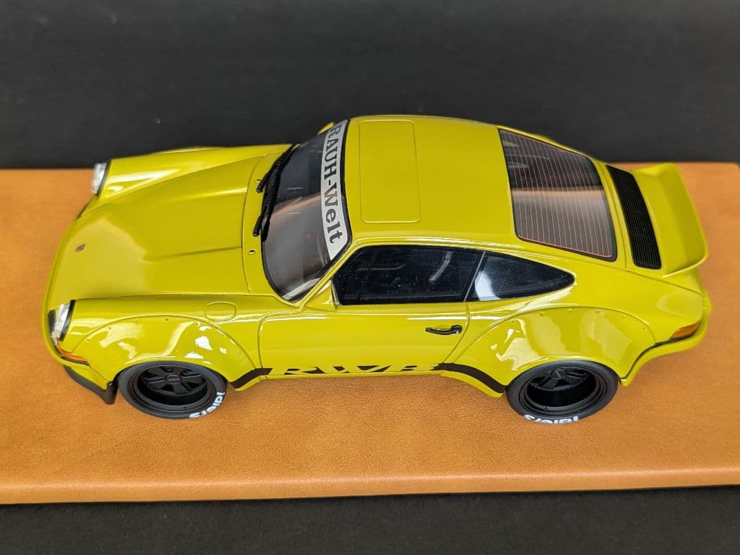 GTスピリット 1/18 PORSCHE 911 RWB カーキグリーン