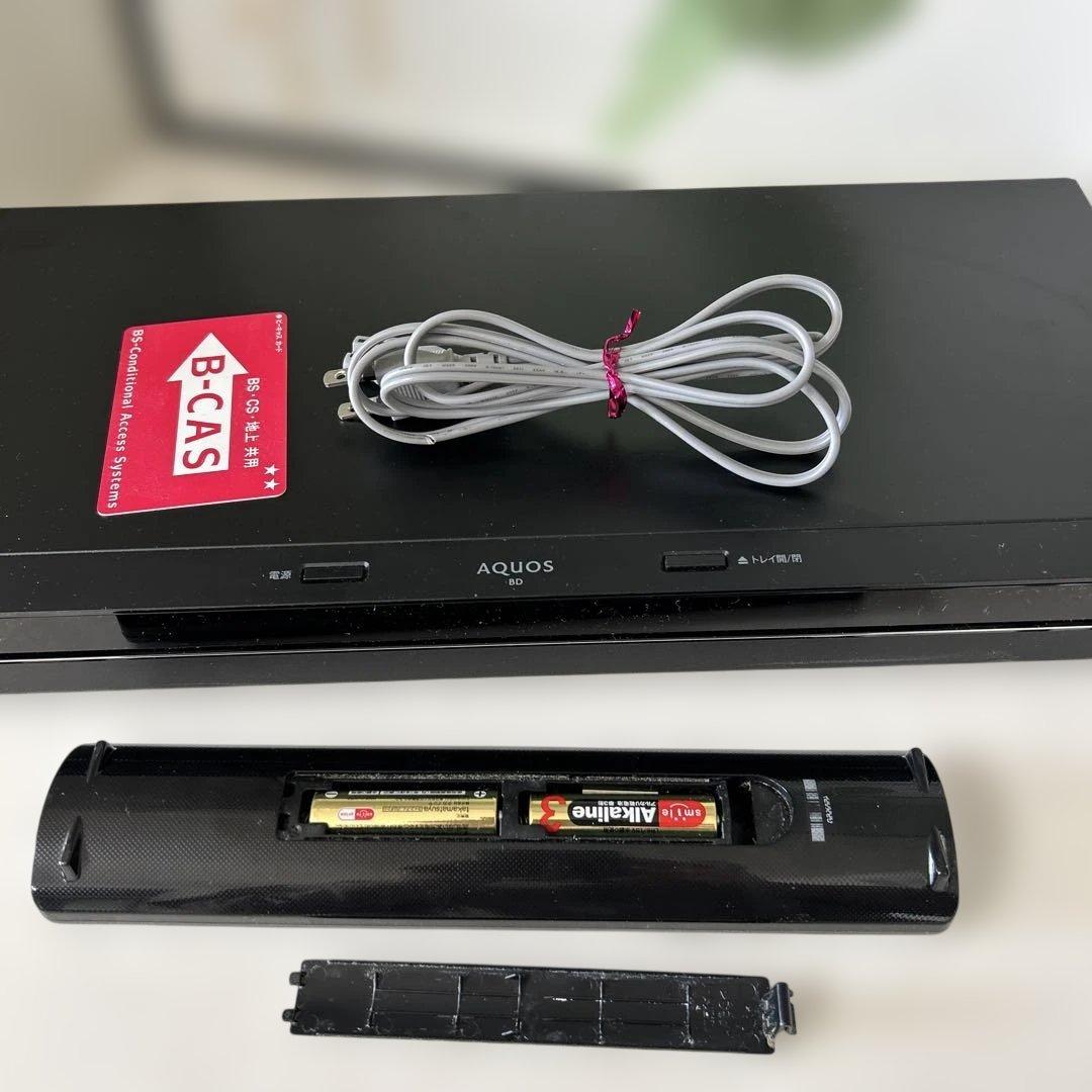 シャープ　AQUOS　ブルーレイレコーダー　BD-NT1000　３番組同時録画