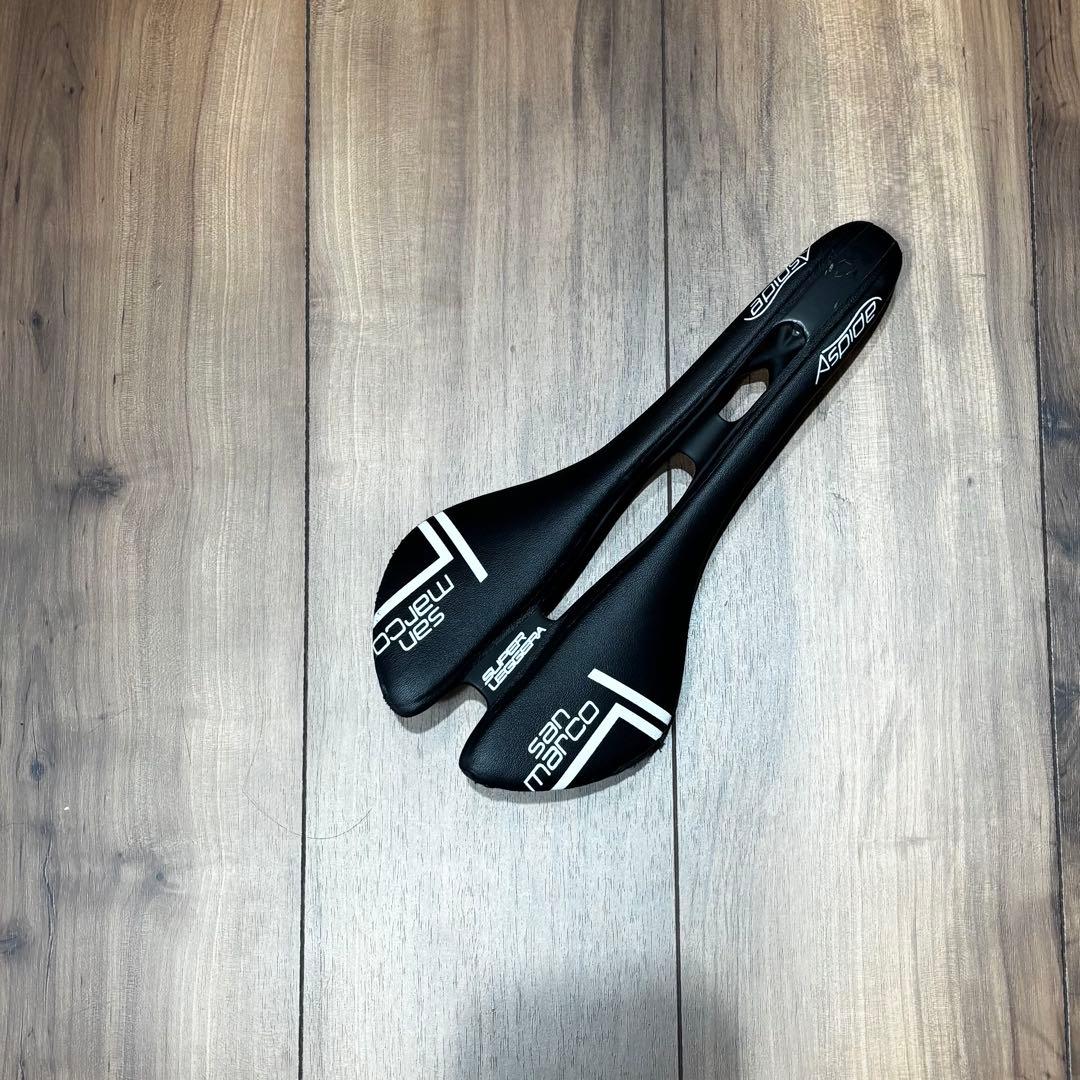セラサンマルコ アスピデ スーパーレッジェーラ フルカーボンサドル