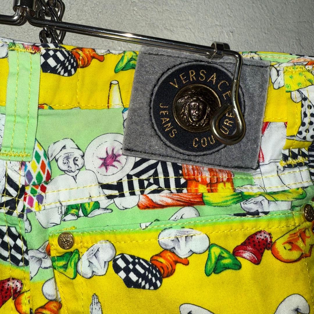 【美品】 VERSACE ヴェルサーチ　柄パンツ　ゴールド　総柄　派手