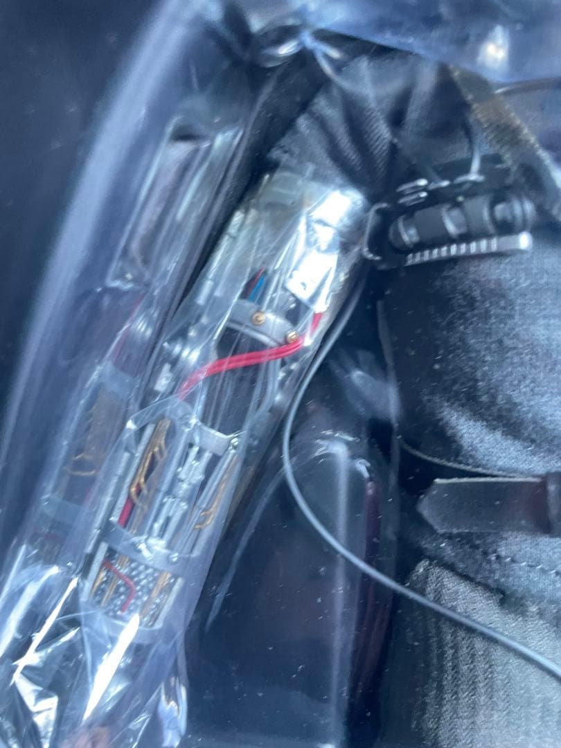 トニー・スターク（メカテスト版）　アイアンマン　１／６スケールフィギュア