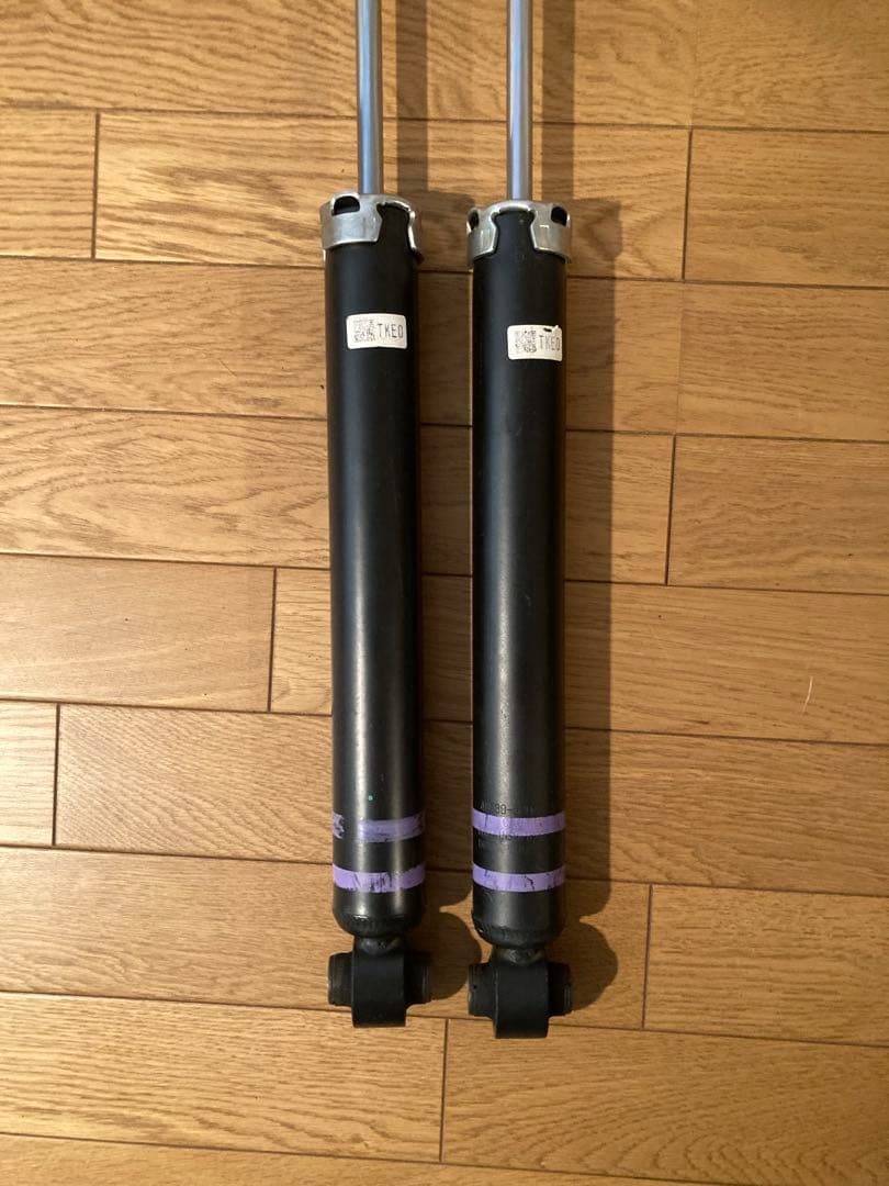 アルヴェル20系リア純正ショックアブソーバー