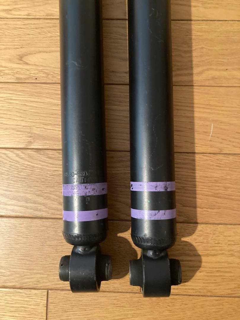 アルヴェル20系リア純正ショックアブソーバー