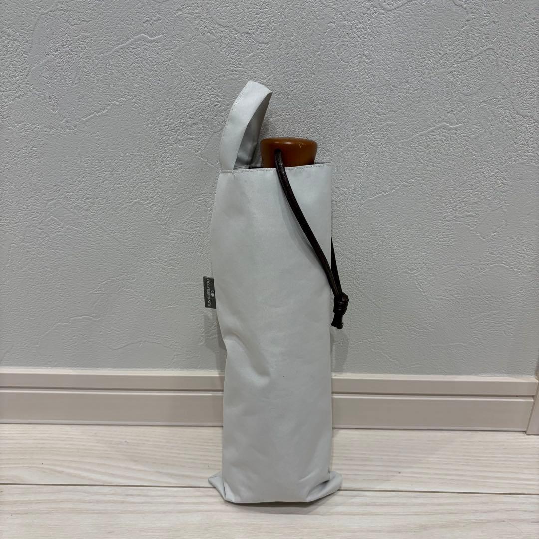 サンバリア100/ホワイト/無地/三段折/完全遮光