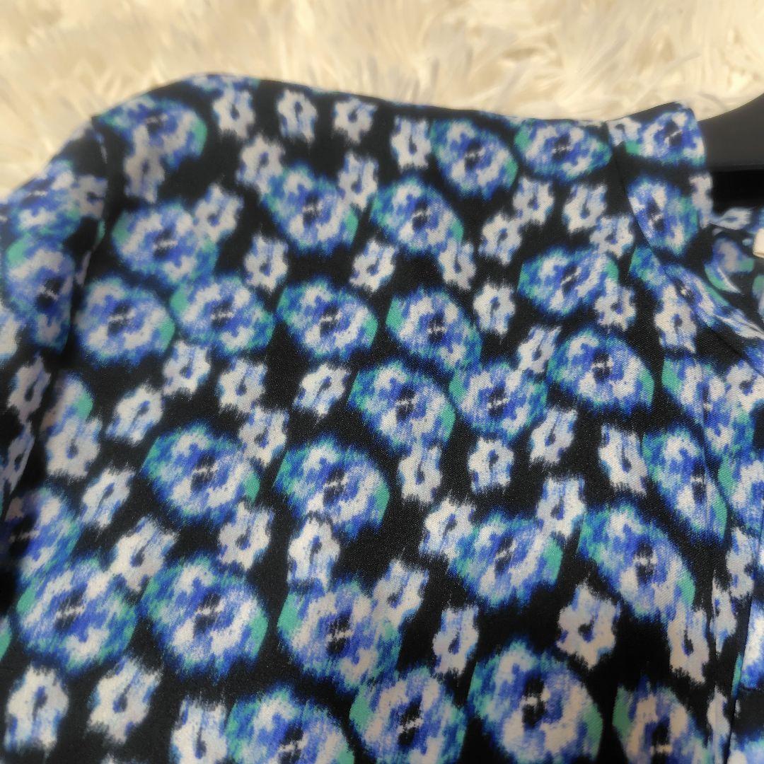 【極美品♡2024】ボールジィ　ブルリーフラワープリントクルーネックワンピース