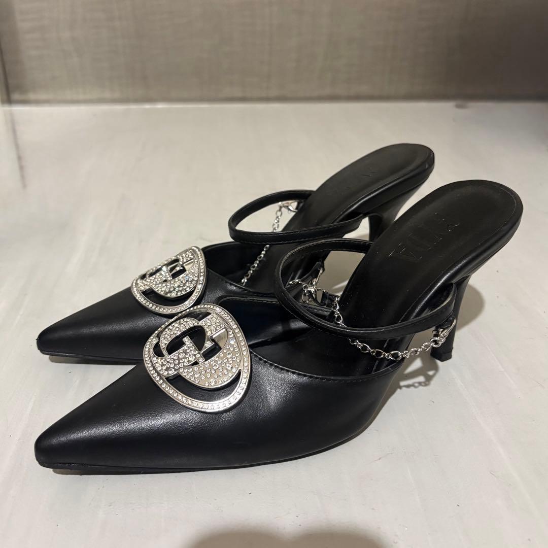 GYDA 3way GDビジューMOLDチェーンストラップポインテッドミュール