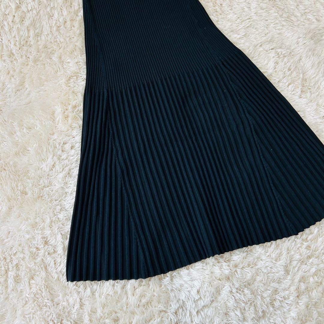 anuans セミマーメイドニットワンピース　ブラック