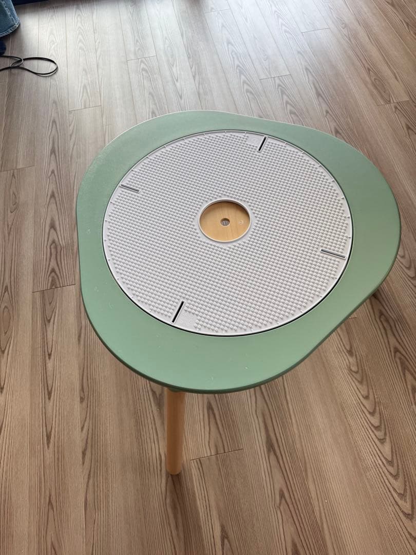 STOKKE ミューテーブル プレイテーブル