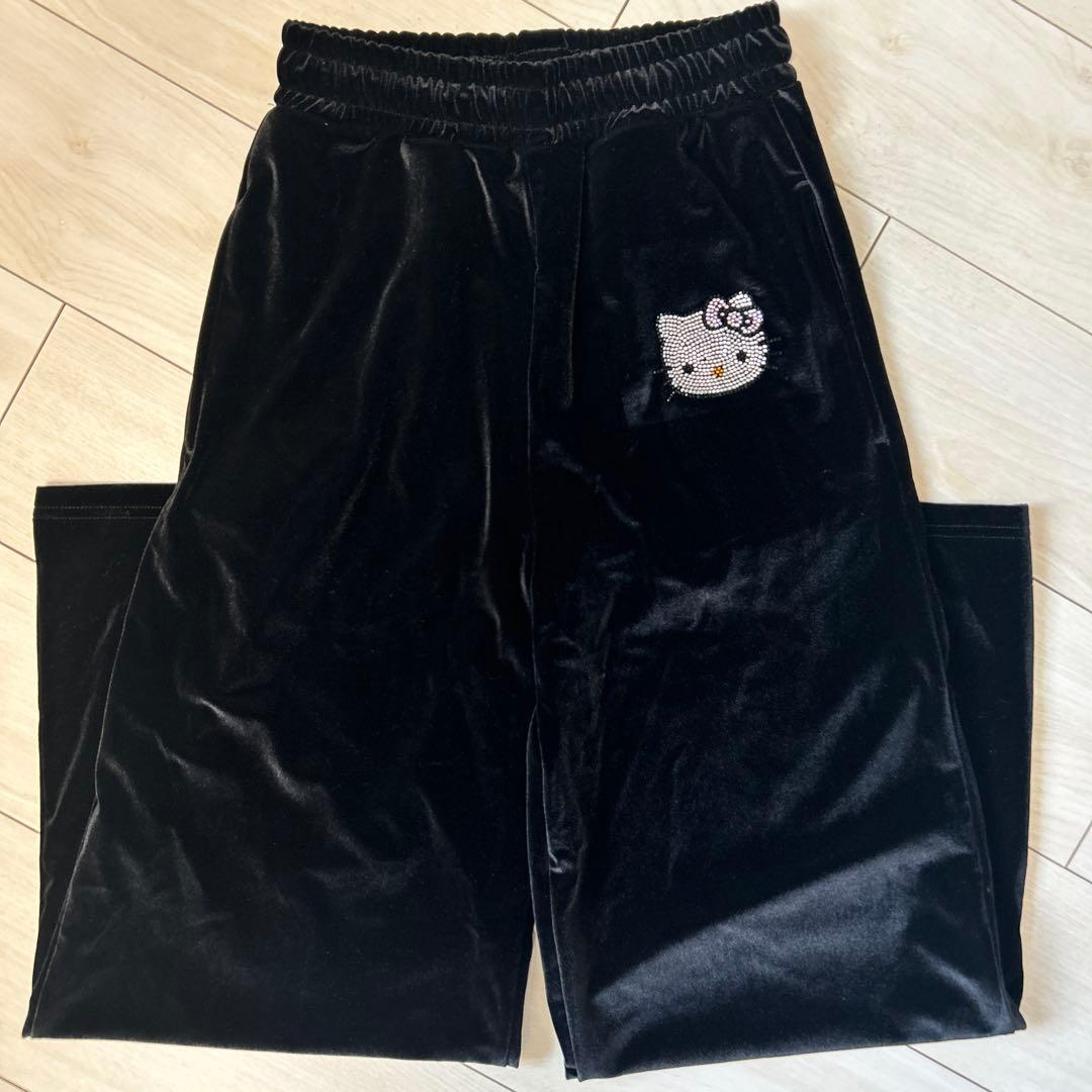 【希少】WEGO × HELLO KITTYコラボベロアパーカー　パンツ　キティ