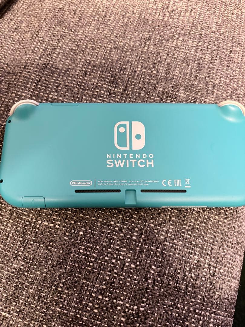 ニンテンドースイッチライト本体 Switch純正充電器付き マリオパーティセット