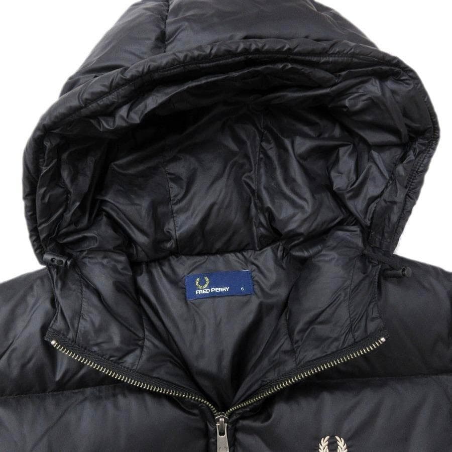 美品 フレッドペリー ダウンジャケット S 黒 30-26012306