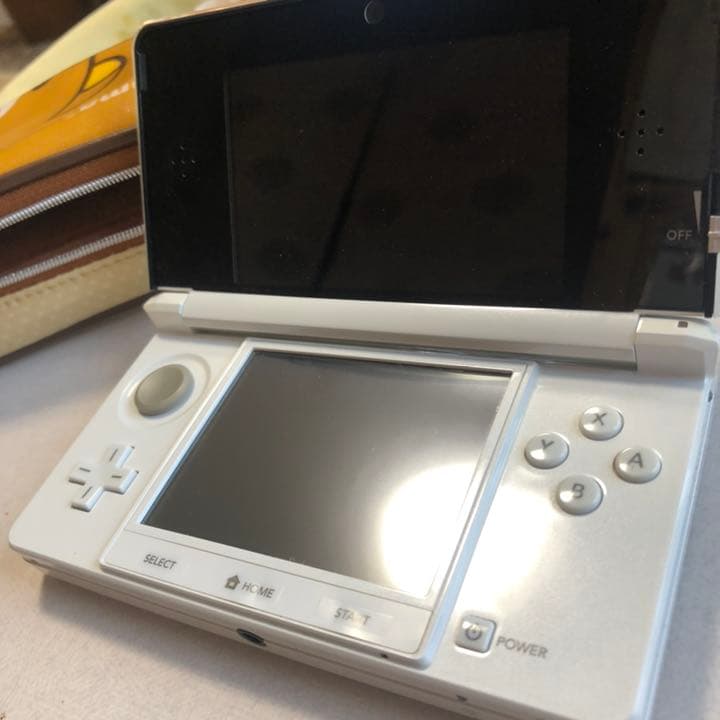 3DS ニンテンドー 美品 置型充電器付き
