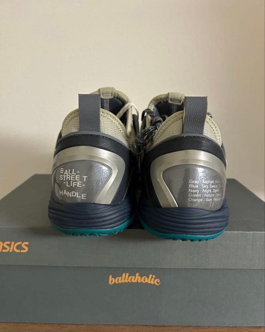 ballaholic asics グライドノヴァff2