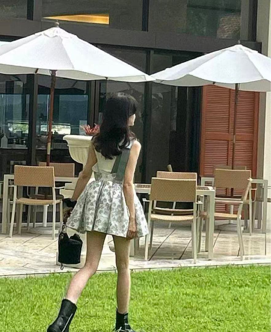 （正規品）Bibiy.（ビビィ）　QUINN EMBROIDERY TOP