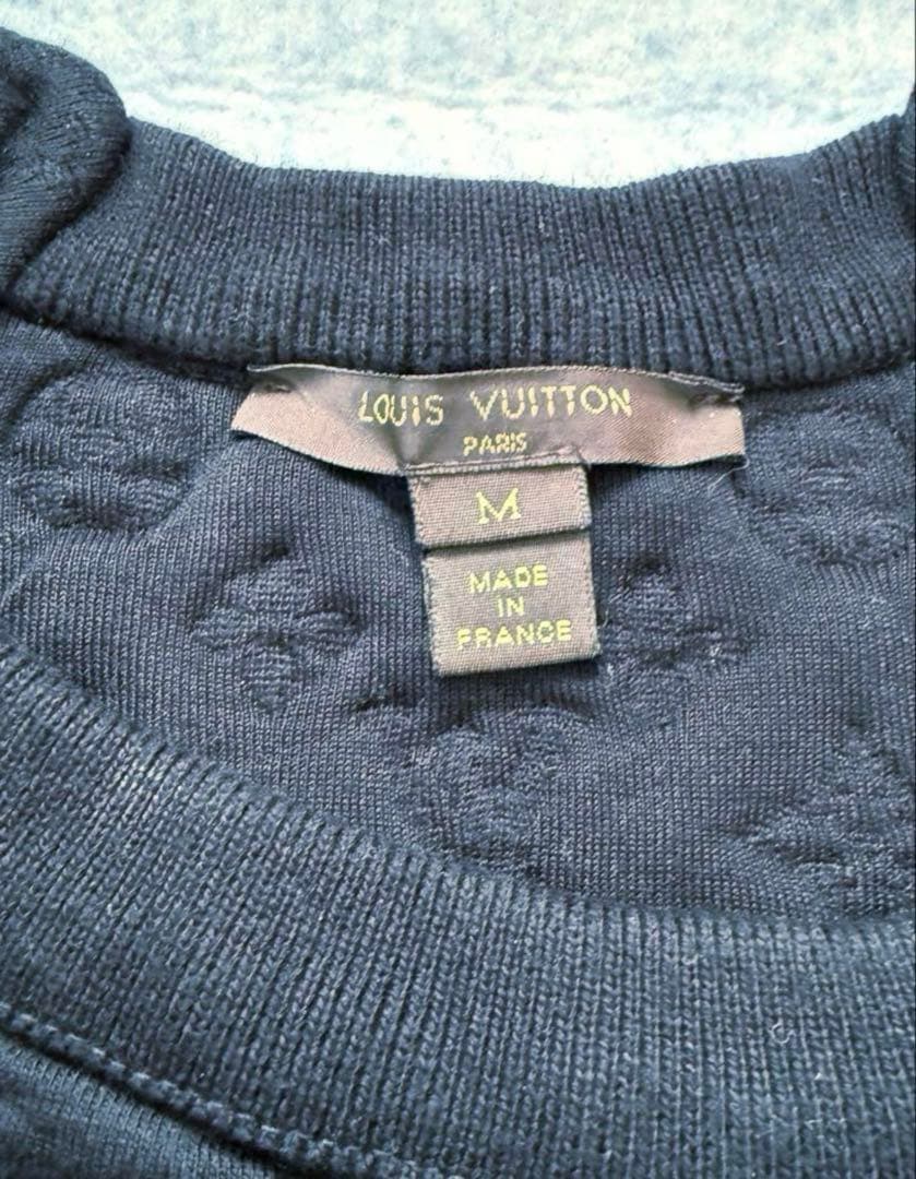 再値下げ！！ルイヴィトン モノグラ厶 LV エンボス加工 トップス スウェット