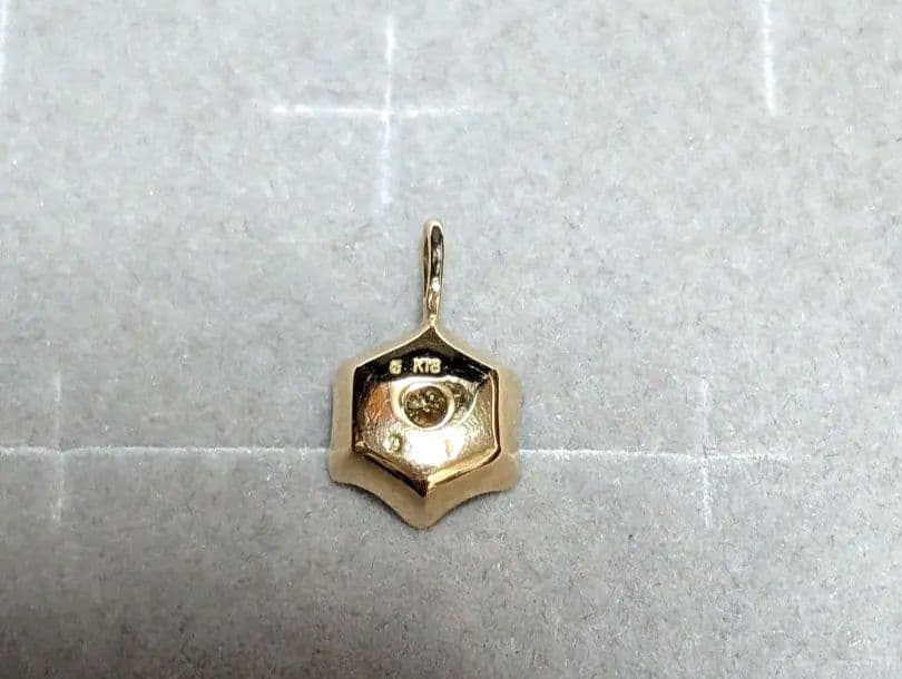 売切希望　値下可　エステール　ダイヤペンダント　0.31ct K18