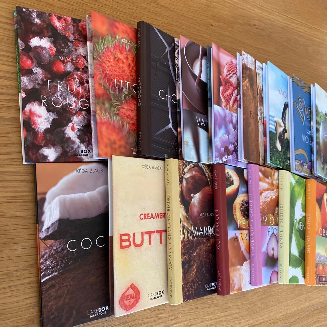 LA BOÎTE À GÂTEAUX