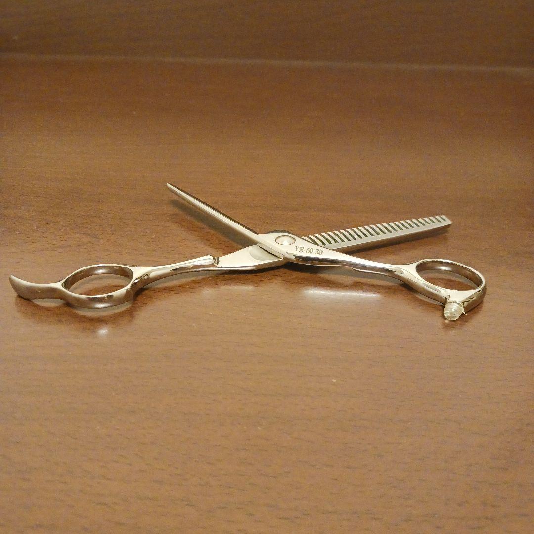 【mota】散髪用セニングシザー/スキバサミ(Luna YR-60-30)