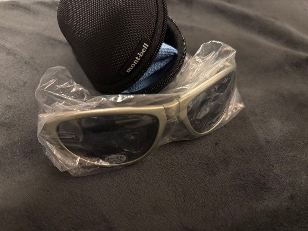 mont-bell モンベル 完売品 シルバー サングラス ジェニー着用