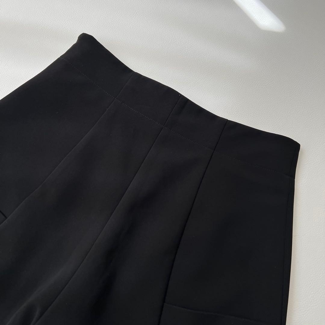 美品　FOXEY NEWYORK フォクシー　ショートパンツ　ブラック　38