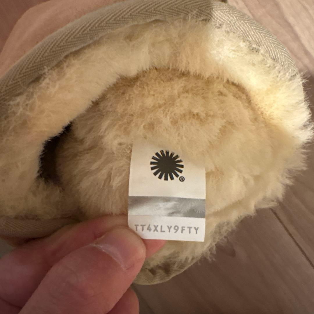 ち*み様 1回着用のみ！公式ショップ購入UGG Classic Shortムート