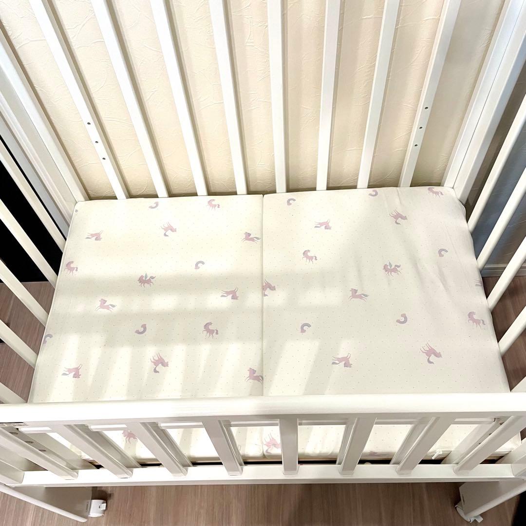 送料込★公式マットレス付き★カトージ ミニベビーベッド アーチ ホワイト