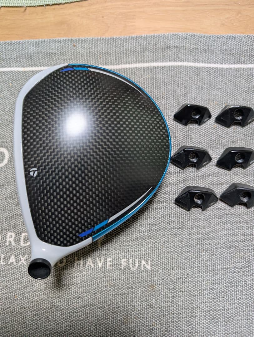 TaylorMade SIM2 MAX ドライバー 10.5度　ウエイト付き