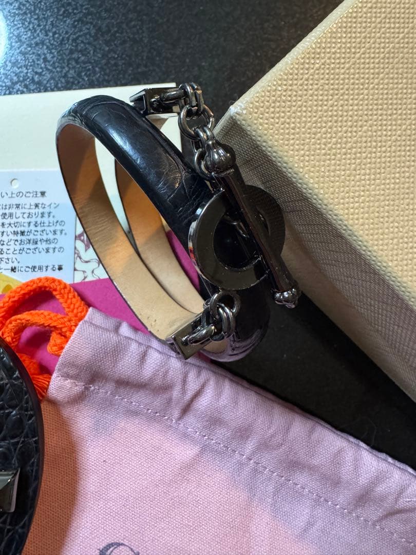 チビナイル　馬蹄チャーム&バングル　黒　クロコダイル　ペンダントのおまけ付き