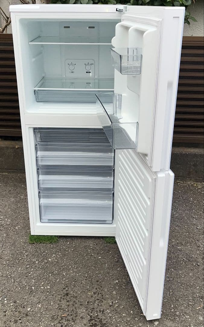 特価ツインバード冷凍冷蔵庫 146LガラスドアLED照明自動霜取り機能付21年製