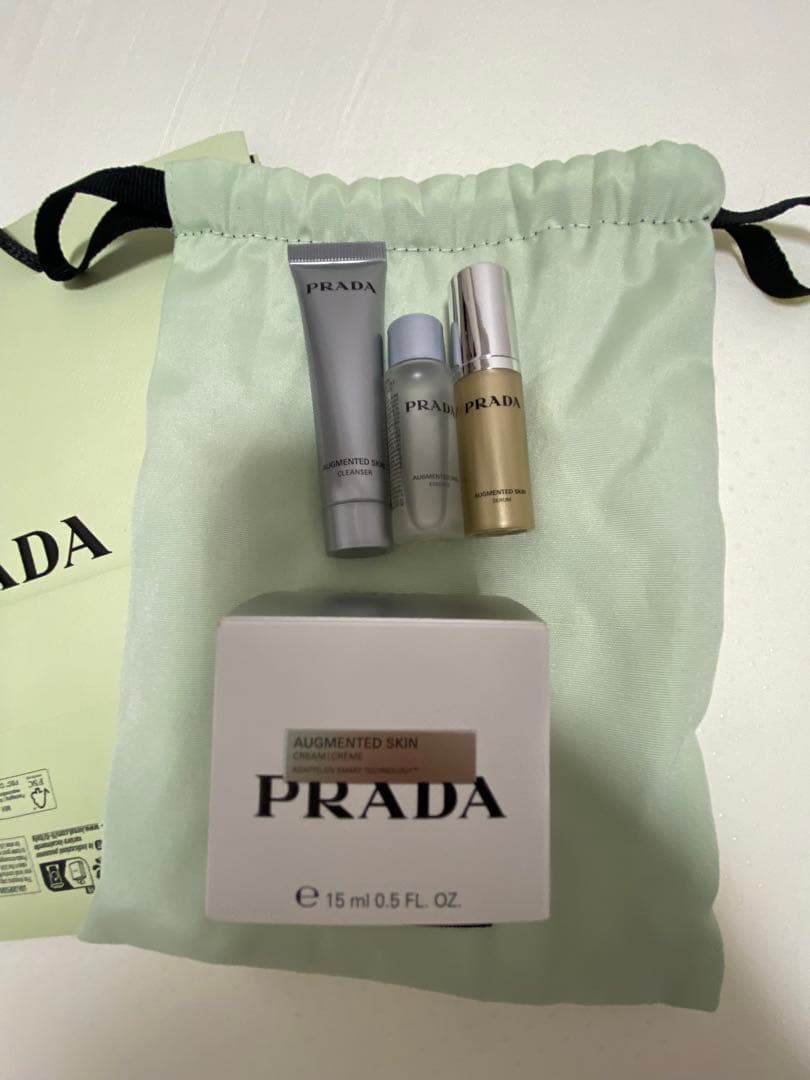 PRADA AUGMENTED SKIN トライアルセット 4点