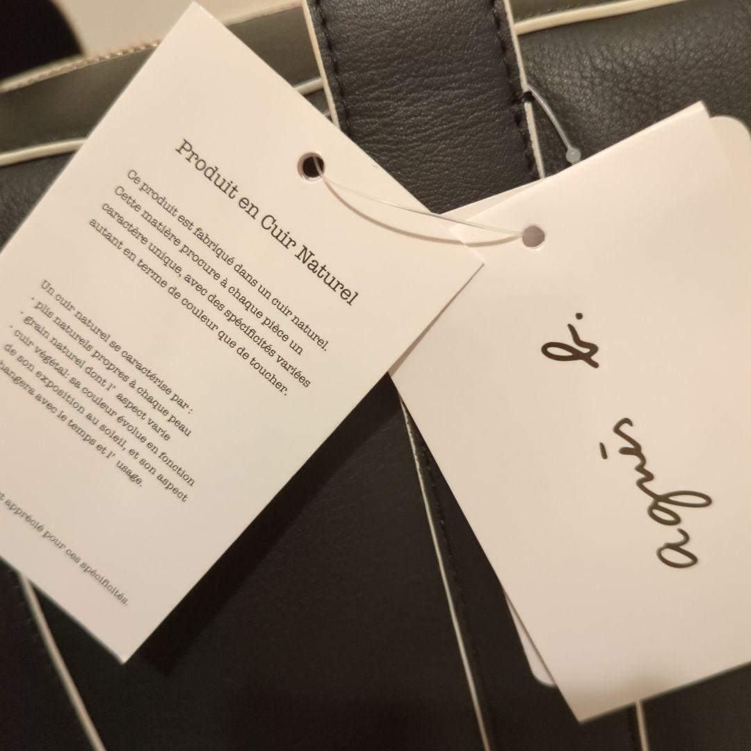 アニエスベー　新品本革¥53,900　ブラック/ホワイト　ショルダーストラップ付