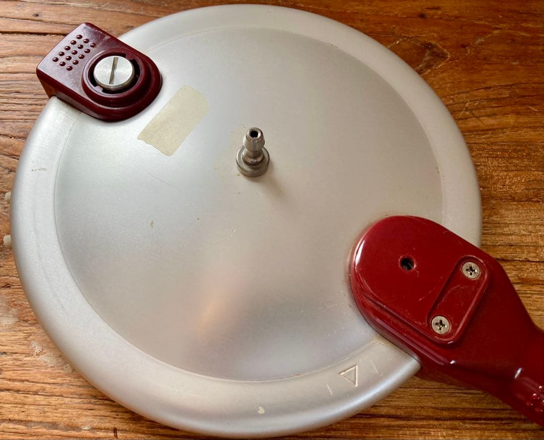 【未使用品】理研 圧力鍋 片手鍋 こなべちゃん RM1 3.0L