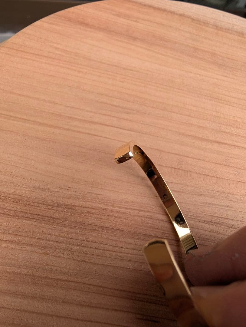 Ｋ１８バングル　ハンドメイド　鍛造