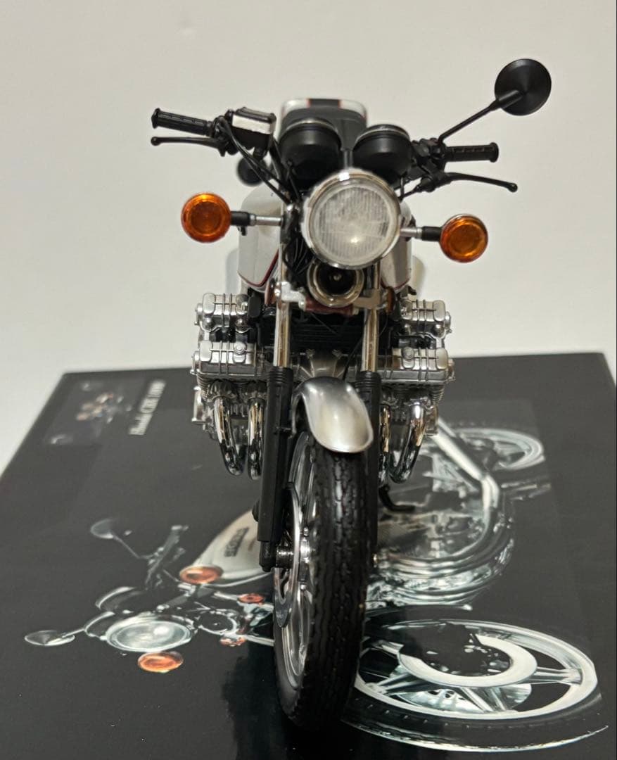 翡*翠様 ミニチャンプスMINICHAMPS 1/12 HONDA CBX100