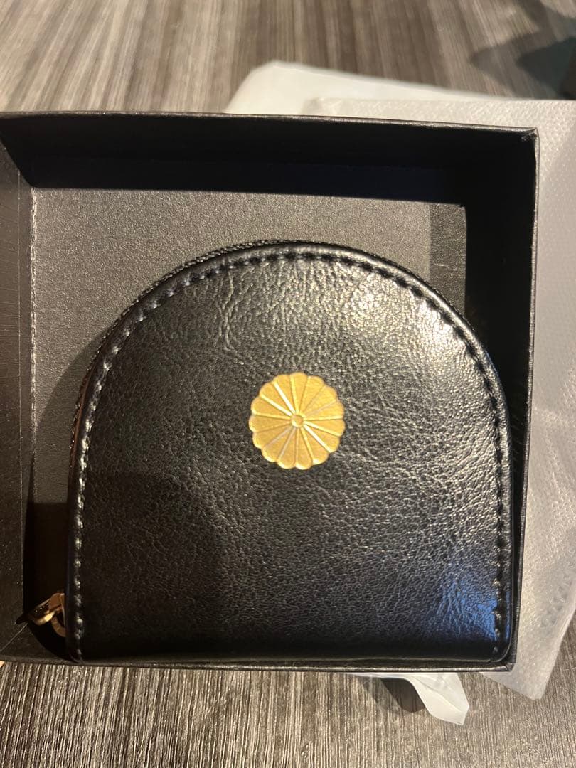 袋付き　皇居 黒馬蹄型小銭入 ケース 財布 黒 黄2色セット