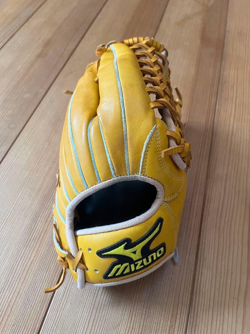 Mizuno PRO MODEL 軟式グローブ イエロー