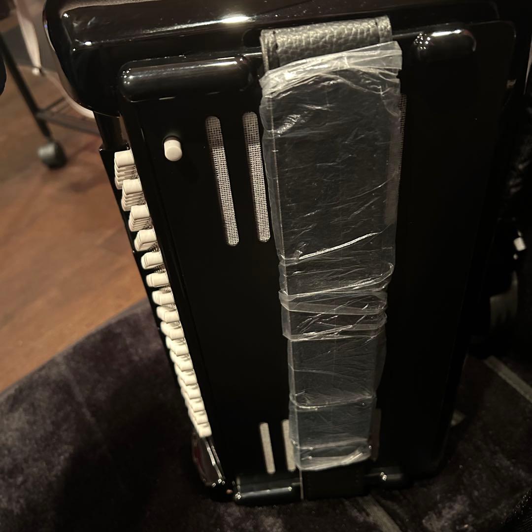 【超メルカリ市特価】Hohner nova III 96 ボタン アコーディオン