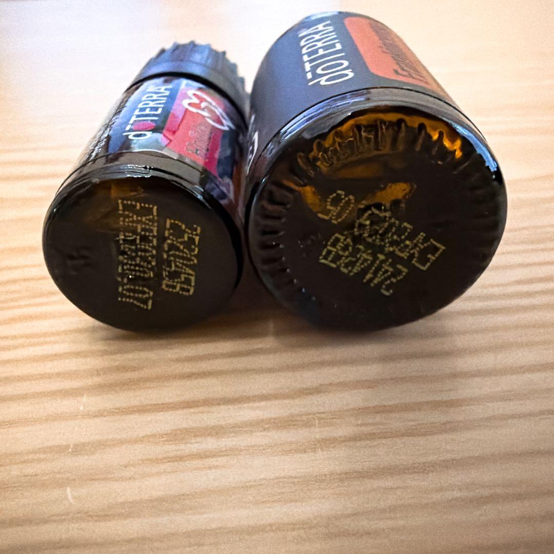 【未開封】ドテラ　フランキンセンス　ホリデーラブ　２個セット