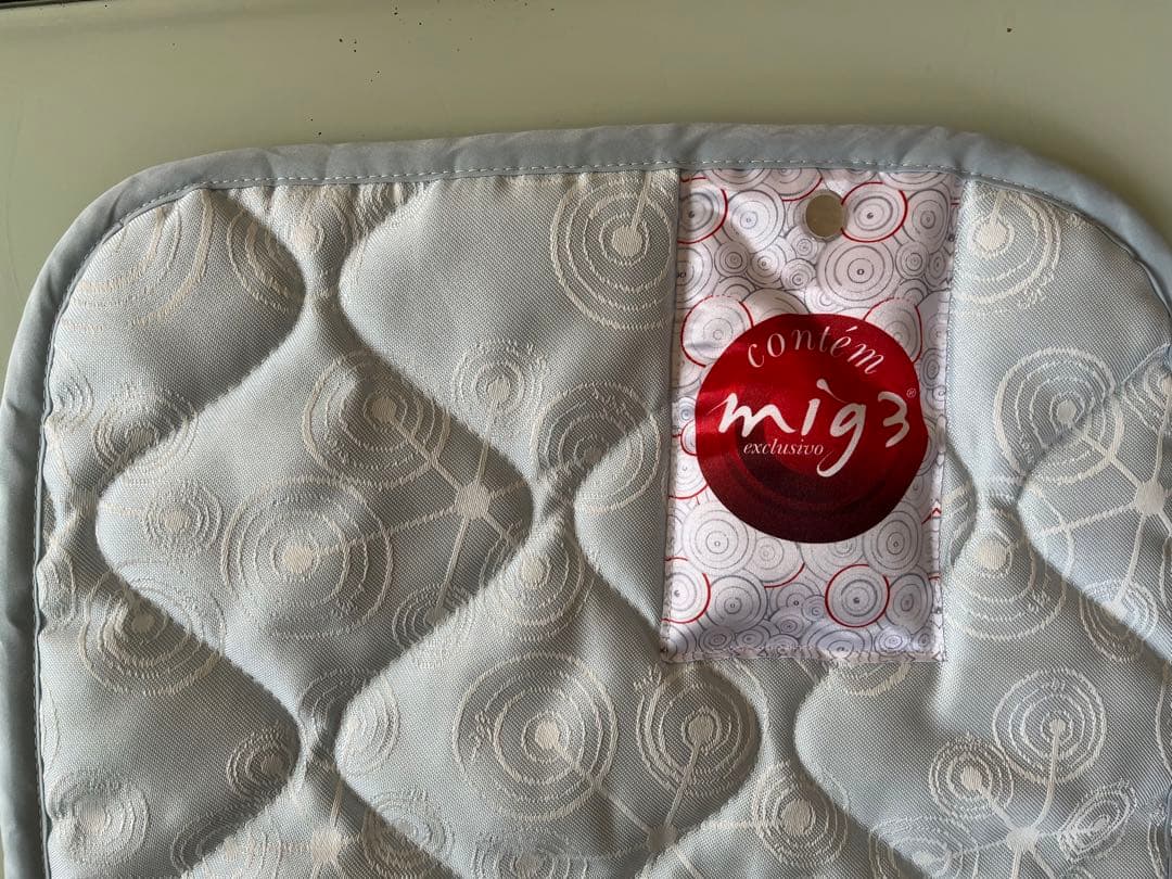 【美品】アライヴン　インヴェル　Invelリカバリーシート